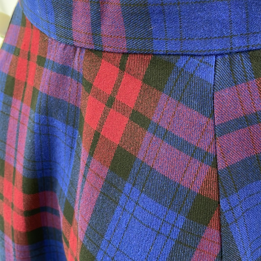 Forever 21 Plaid Mini Skater Skirt w/ Front Buttons - Picture 4 of 10
